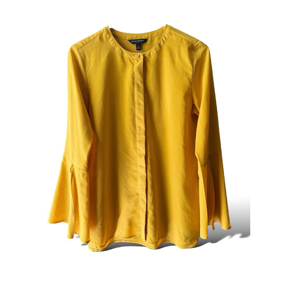 Banana Republic Women’s Carney Yellow Collarless Long Sleeve Blouse Size XS